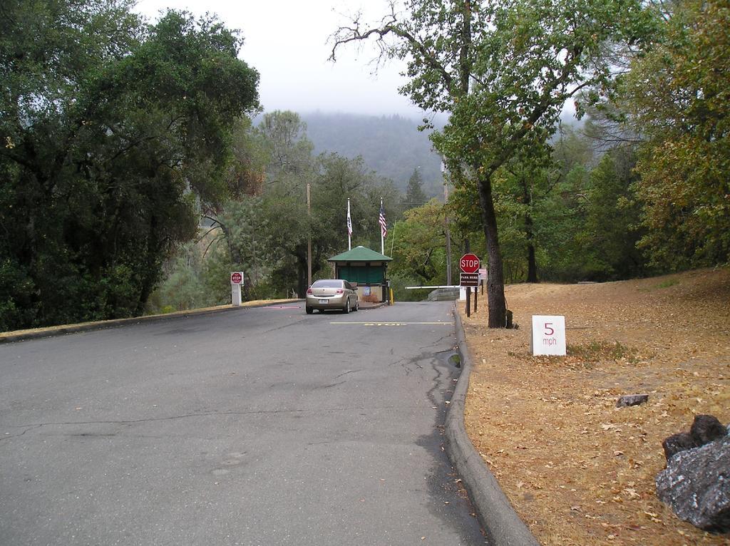 Russian River Camping Resort Cottage 7 Cloverdale Exterior photo